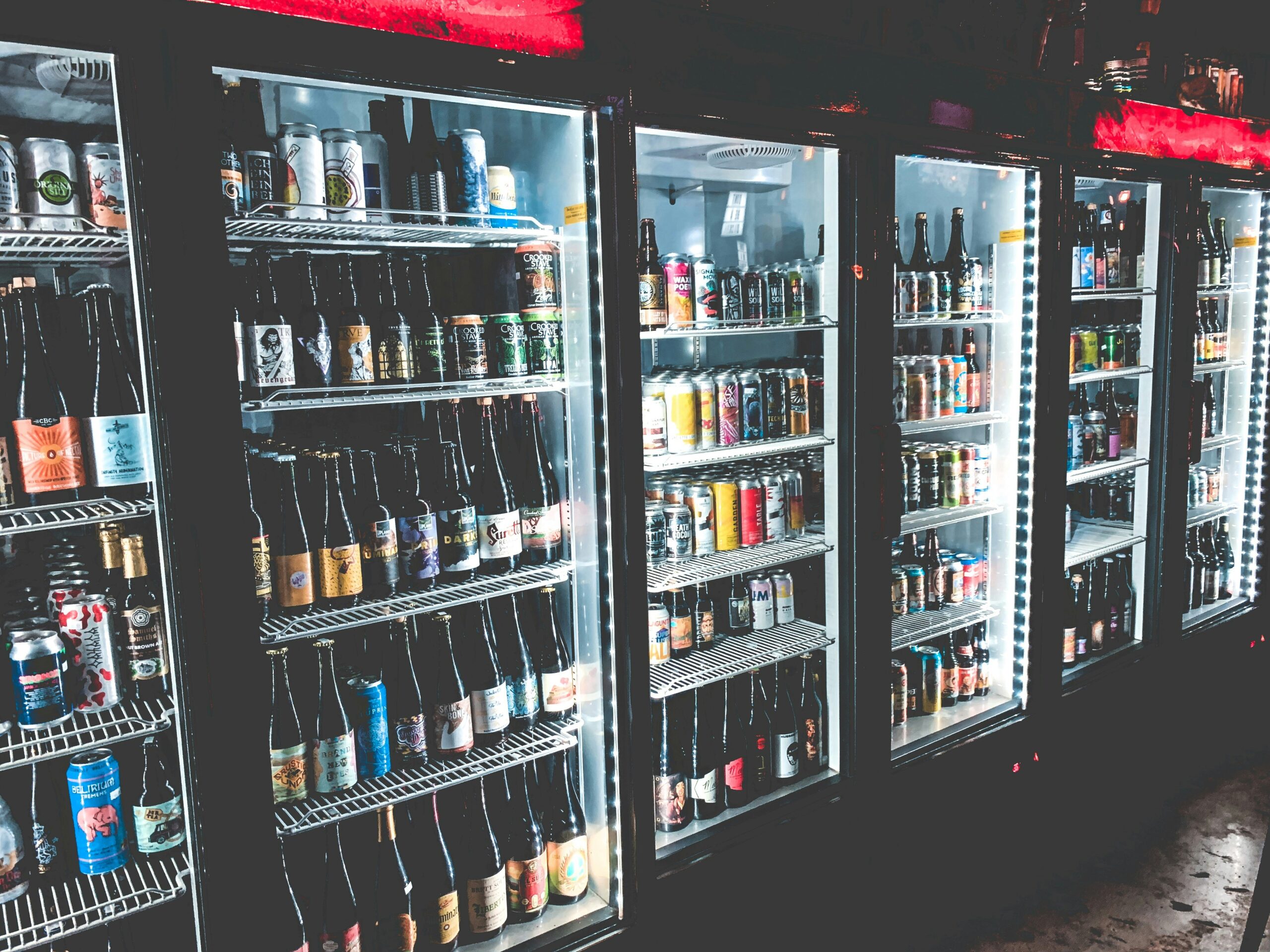 Os 5 Melhores Refrigeradores Expositores Verticais de 2026